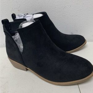 Journee Collection Black Suede Ankle Booties